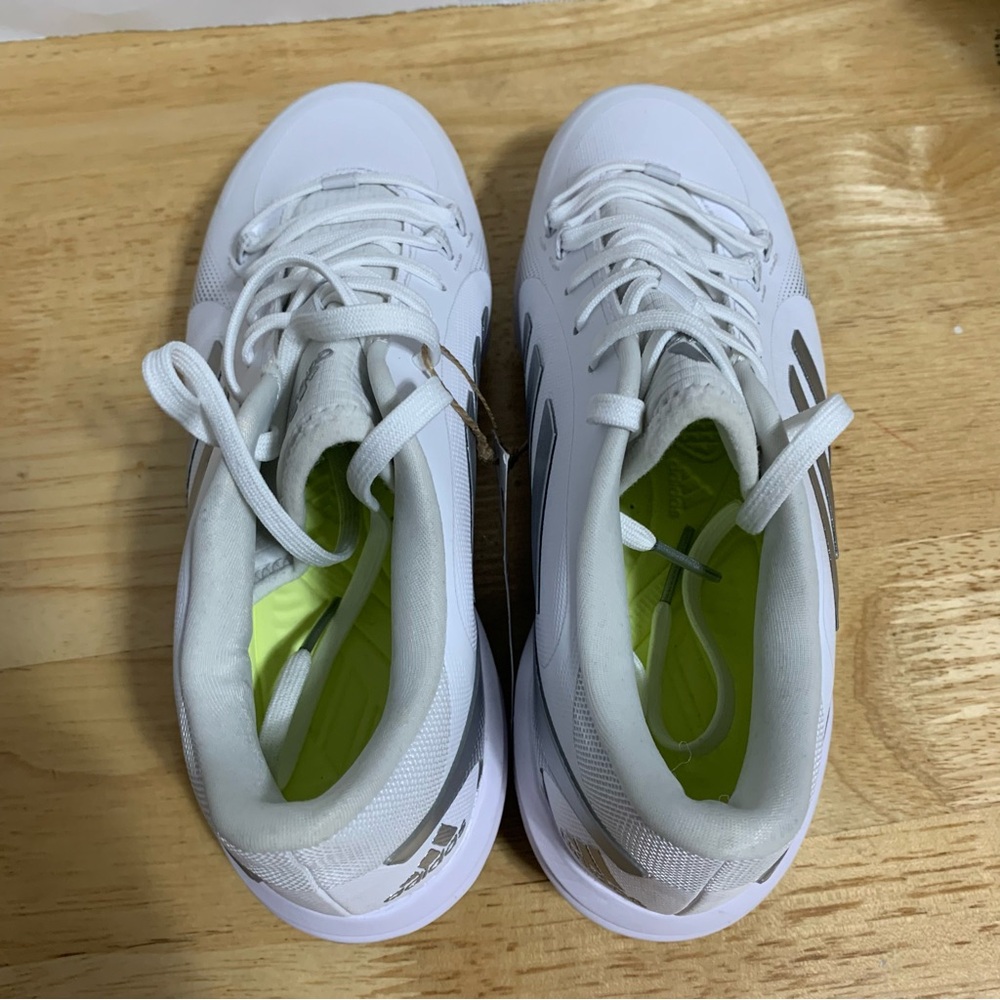 Adidas Ladies Softball Shoe Pure Hustle H02347 White Silver Stripes - Size 7.5 - Picture 5 of 8